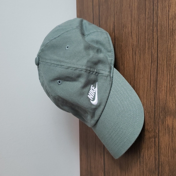 Nike Accessories - Nike sage green hat